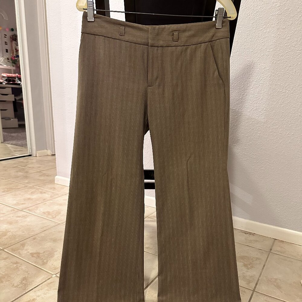 Striped Textured  Low Rise Slacks